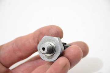 BMW G20 G30 G11 G01 G05 G06 B57 SENZOR TLAKU OLEJE B57B30A