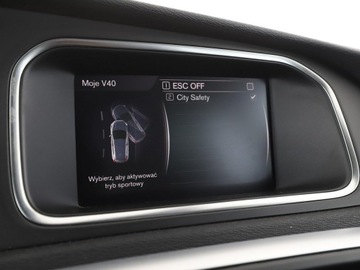 Volvo V40 II Hatchback Facelifting 2.0 D2 120KM 2018 Volvo V40 GRATIS! Pakiet Serwisowy o wartości 600, zdjęcie 26