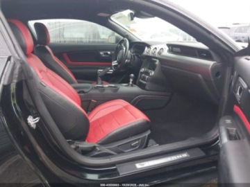 Ford Mustang VI Fastback Facelifting 5.0 Ti-VCT 460KM 2019 Ford Mustang Gt Premium 2019 5.0 Benzyna 460KM, zdjęcie 9