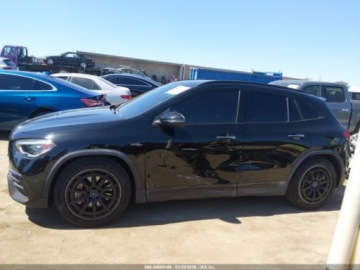 Mercedes GLA II 2023 Mercedes-Benz GLA 2023 MERCEDES-BENZ AMG GLA 35 4MATIC 2.0 Benzyna 302KM, zdjęcie 13