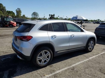 Mercedes GLA II 2021 Mercedes-Benz GLA 250 2021 2.0l 2.0 Benzyna 221KM, zdjęcie 3