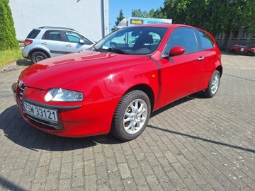 Alfa Romeo 147 Hatchback 1.6 i 16V T.Spark 120KM 2002 Alfa Romeo 147, zdjęcie 10