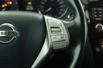 Nissan Qashqai II Crossover 1.2 DIG-T 115KM 2014 Nissan Qashqai 1.2 DIG-T, Skóra, Navi, Klima, zdjęcie 16