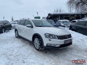 Volkswagen Passat B7 Variant 2.0 TDI CR BlueMotion 177KM 2013 Volkswagen Passat Alltrack 2.0tdi 4-Motion automat dsg skory ledy bi xeno, zdjęcie 12