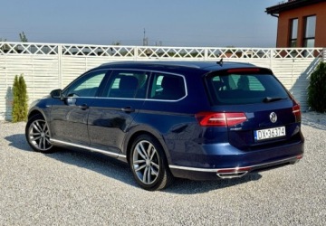 Volkswagen Passat B8 Variant 2.0 TDI SCR 240KM 2016 Volkswagen Passat Volkswagen Passat 2.0 TDI Bi-Turbo BMT 4Mot Highline DSG, zdjęcie 1