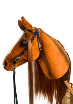 REALISTYCZNY HOBBY HORSE – RUDY / RUDA ŁATKA KOŃ NA KIJU r. A3