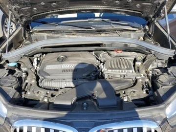 BMW X1 U11 2022 BMW X1 2022, 2.0L, 4x4, po gradobiciu 2.0 Benzyna 228KM, zdjęcie 10