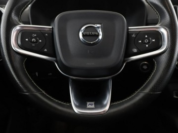 Volvo XC40 Crossover 2.0 D3 150KM 2018 Volvo XC 40 automat full LED skóra/alcantara, zdjęcie 20