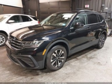 Volkswagen Tiguan III 2024 Volkswagen Tiguan 2024 VOLKSWAGEN TIGUAN 2.0T S 2.0 Benzyna 184KM, zdjęcie 2