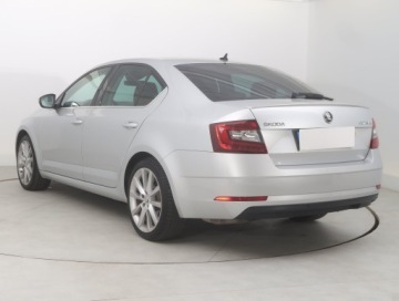 Skoda Octavia III Liftback Facelifting 1.8 TSI 180KM 2017 Skoda Octavia 1.8 TSI, Salon Polska, DSG, Skóra, zdjęcie 3