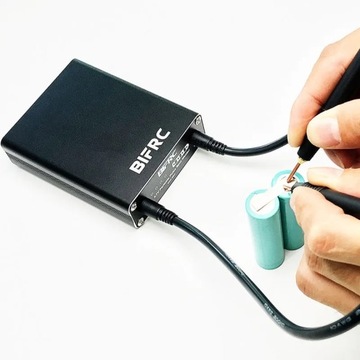 RĘCZNE SPAWARKA MINI PRZENOŚNA PUNKTOWA DO OGNIW ZA SZYBKOZŁĄCZEK 5500mAh