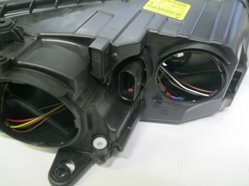НОВЫЕ ОРИГИНАЛЬНЫЕ ФАРЫ SKODA OCTAVIA 3 КОМПЛЕКТ
