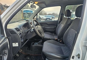 Opel Agila A 1.0 Twinport ECOTEC 60KM 2005 Opel Agila Opel Agila 1.0 Start Benzyna 60KM, zdjęcie 4