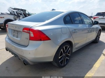 Volvo S60 III 2018 Volvo S60 2018 Volvo S60 T5 FWD Dynamic 2.0 Benzyna 240KM, zdjęcie 3