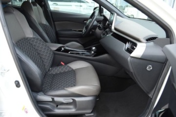 Toyota C-HR I Crossover 1.8 Hybrid 122KM 2019 Toyota C-HR SalonPL Executive 1.8 Hybrid 122KM KameraPodgrzew.Fotele LED A, zdjęcie 25