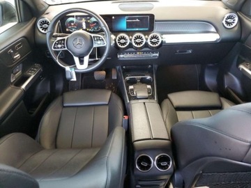 Mercedes GLB 2020 Mercedes-Benz GLB 2020 MERCEDES-BENZ GLB 250 4MATIC 2.0 Benzyna 255KM, zdjęcie 8