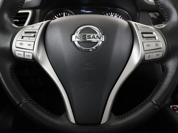 Nissan Qashqai II Crossover 1.6 dCi 130KM 2015 Nissan Qashqai automat navi klima auto kamera 360, zdjęcie 20
