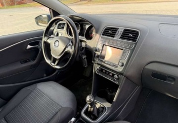 Volkswagen Polo V Hatchback 3d Facelifting 1.4 TDI BlueMotion Technology 90KM 2014 Volkswagen Polo Volkswagen Polo 1.4 TDI (Blue Motion Technology) Comfortli, zdjęcie 12