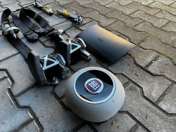 FIAT 500 lift 15r deska airbag poduszki pasy kokpit Oryginał