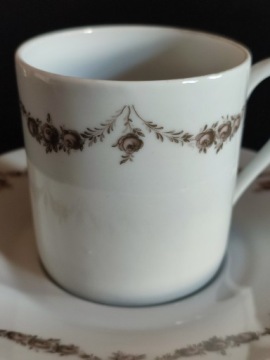 Rosenthal белая чашка - коричневая гирлянда