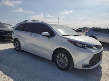 Toyota Sienna III 2024 Toyota Sienna XLE 2024 2.5l 2.5 Hybryda 245KM, zdjęcie 4