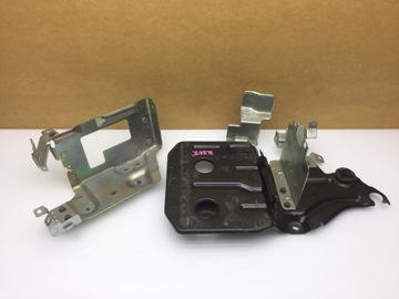 NISSAN JUKE F15 FACELIFT 1.2 DIG-T SKŘÍŇKA DRŽÁKY AKUMULÁTORU KOMPLET