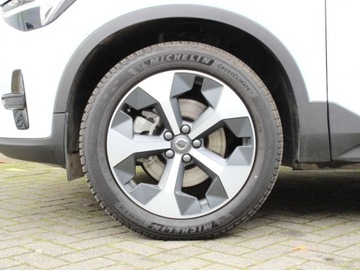 Volvo XC40 Crossover Facelifting 2.0 B3 163KM 2025 VOLVO XC40 B3 Plus Dark Suv 2.0 (163KM) 2025, zdjęcie 13