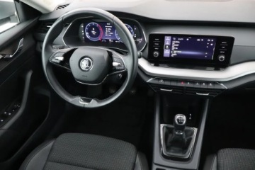Skoda Octavia IV Kombi 2.0 TDI 115KM 2022 Skoda Octavia 2.0 TDI, 1. Właściciel, Serwis ASO, zdjęcie 6