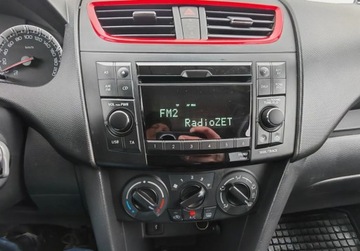 Suzuki Swift V Hatchback 5d 1.2 VVT 94KM 2010 Suzuki Swift bezwypadkowy, tylko 80 tys przebiegu 1.2 Benzyna 94KM, zdjęcie 13