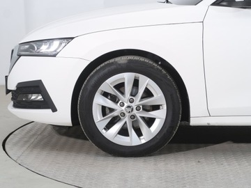 Skoda Octavia III Kombi Facelifting 1.5 TSI ACT 150KM 2020 Skoda Octavia 1.5 TSI, Salon Polska, zdjęcie 12