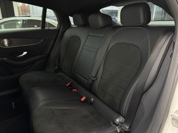 Mercedes GLC C253 SUV 2.0 250 211KM 2019 Mercedes-Benz GLC 250 4-Matic AMG Line / Burmester, zdjęcie 11
