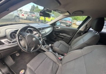 Alfa Romeo Giulietta Nuova II Hatchback 5d 1.4 TB 16v 120KM 2011 Alfa Romeo Giulietta Po wymianie rozrzadu 1.4 Benzyna 120KM, zdjęcie 10