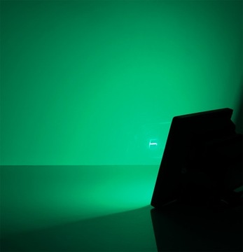 ГАЛОГЕННЫЕ СВЕТОДИОДНЫЕ СВЕТИЛЬНИКИ 30ВТ RGB 16 ЦВЕТОВ + ПУЛЬТ ДИСТАНЦИОННОГО УПРАВЛЕНИЯ