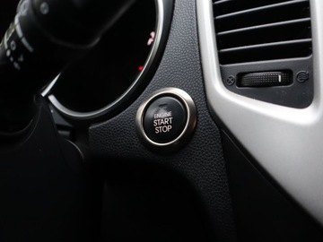 Kia Venga Mikrovan Facelifting 1.6 DOHC 124KM 2015 Kia Venga 1.6 CVVT, Automat, Klima, Klimatronic, zdjęcie 15