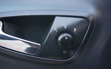 Seat Ibiza IV Hatchback 5d Facelifting 1.2 70KM 2014 Seat Ibiza Bezwypadkowy Serwisowany 1-Wlasciciel Navi Tempomat 1.2 MPI Pie, zdjęcie 28