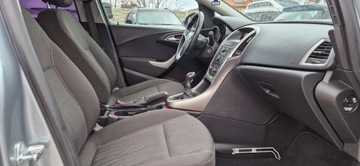 Opel Astra J Hatchback 5d 1.7 CDTI ECOTEC 110KM 2010 Opel Astra J Jeden Właściciel Zarejestrowany, zdjęcie 19