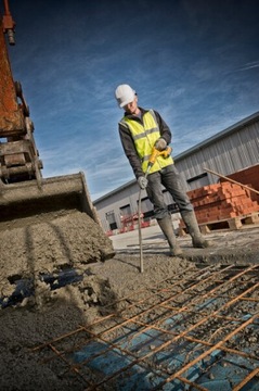 DEWALT БЕТОННЫЙ ВИБРАТОР 18V DCE531N