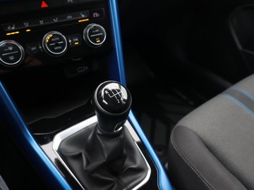 Volkswagen T-Roc I SUV 1.5 TSI ACT 150KM 2018 VW T-Roc 1.5 TSI, Salon Polska, Klima, zdjęcie 12
