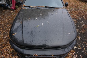 KAPOTA KRYT MOTORU SEDAN MITSUBISHI GALANT VIII 96-04 ČERNÁ