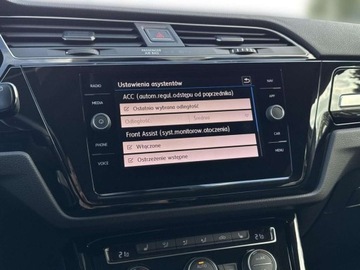 Volkswagen Touran III 1.5 TSI EVO 150KM 2019 Volkswagen Touran TSI 150KM Highline 7 os. R-Line Exterieur LED Nawiga, zdjęcie 25