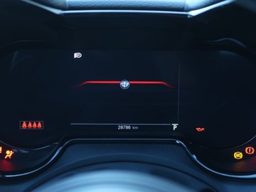 Alfa Romeo Tonale 2022 Alfa Romeo Tonale 1.5T 48V MHEV, Salon Polska, zdjęcie 10