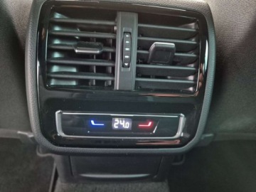 Volkswagen Passat B8 Variant Facelifting 2.0 TDI SCR 150KM 2022 Volkswagen Passat Variant FULL LEDDSG Masaze Virtual HAK Faktura VAT, zdjęcie 27