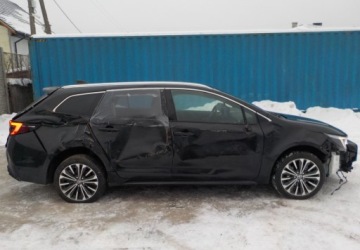 Toyota Corolla XII TS Kombi Facelifting 1.8 Hybrid 140KM 2024 Toyota Corolla Okazja 1.8 Hybryda 140KM, zdjęcie 14