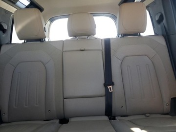 Land Rover Defender IV (L663) 2020 Land Rover Defender 110 SE 2020 3.0l 3.0 Benzyna 395KM, zdjęcie 10