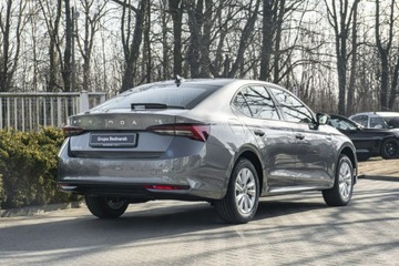 Skoda Octavia IV Liftback 1.5 TSI EVO 150KM 2025 Škoda Octavia Skoda Octavia Edition 130 Essence, zdjęcie 6