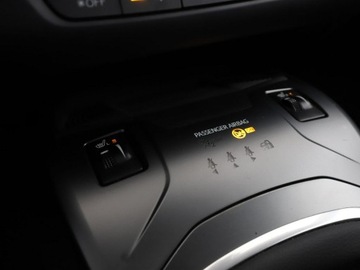 Toyota Avensis III Wagon Facelifting 2015 1.8 Valvematic 147KM 2016 Toyota Avensis niski przebieg skóra navi grzane, zdjęcie 26