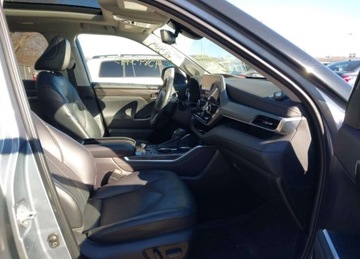 Toyota Highlander III 2023 Toyota Highlander Platinum, od ubezpieczalni 2.4 Benzyna 265KM, zdjęcie 11