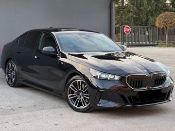 BMW Seria 5 G90-91 Touring 2.0 520d 197KM 2025 BMW Seria 5 520d xDrive Sport Sedan 2.0 (197KM) 2025, zdjęcie 4