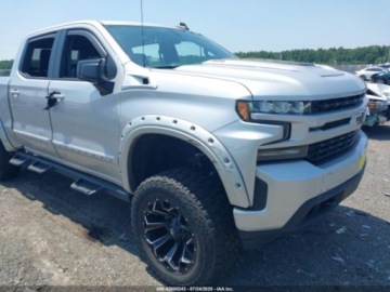 Chevrolet Silverado II 2021 Chevrolet Silverado 1500 Short Bed RST 2021 5.3l 5.3 Benzyna 355KM, zdjęcie 7