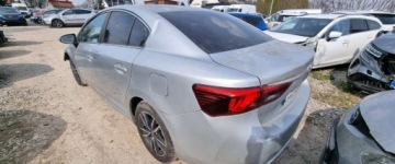 Toyota Avensis III 2019 Toyota Avensis 2019r, 2.0 DIESEL. Uszkodzony. Poobijany. Jezdzi. VAT 23 b, zdjęcie 3